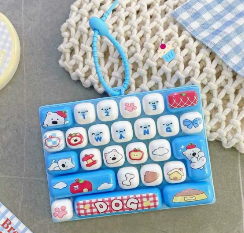 ⌨️ Mini Keyboard Fidget Toy Keychain Bag Charm