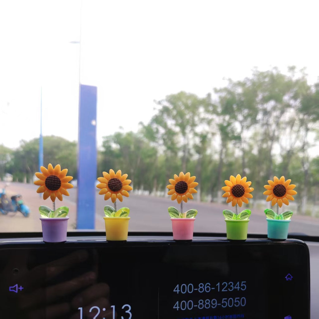 Wobble Sunflower Car Dashboard Decor