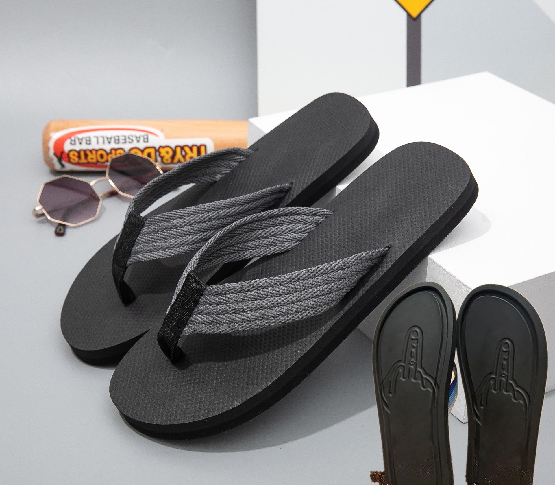 Imprint Beach Flip-Flops