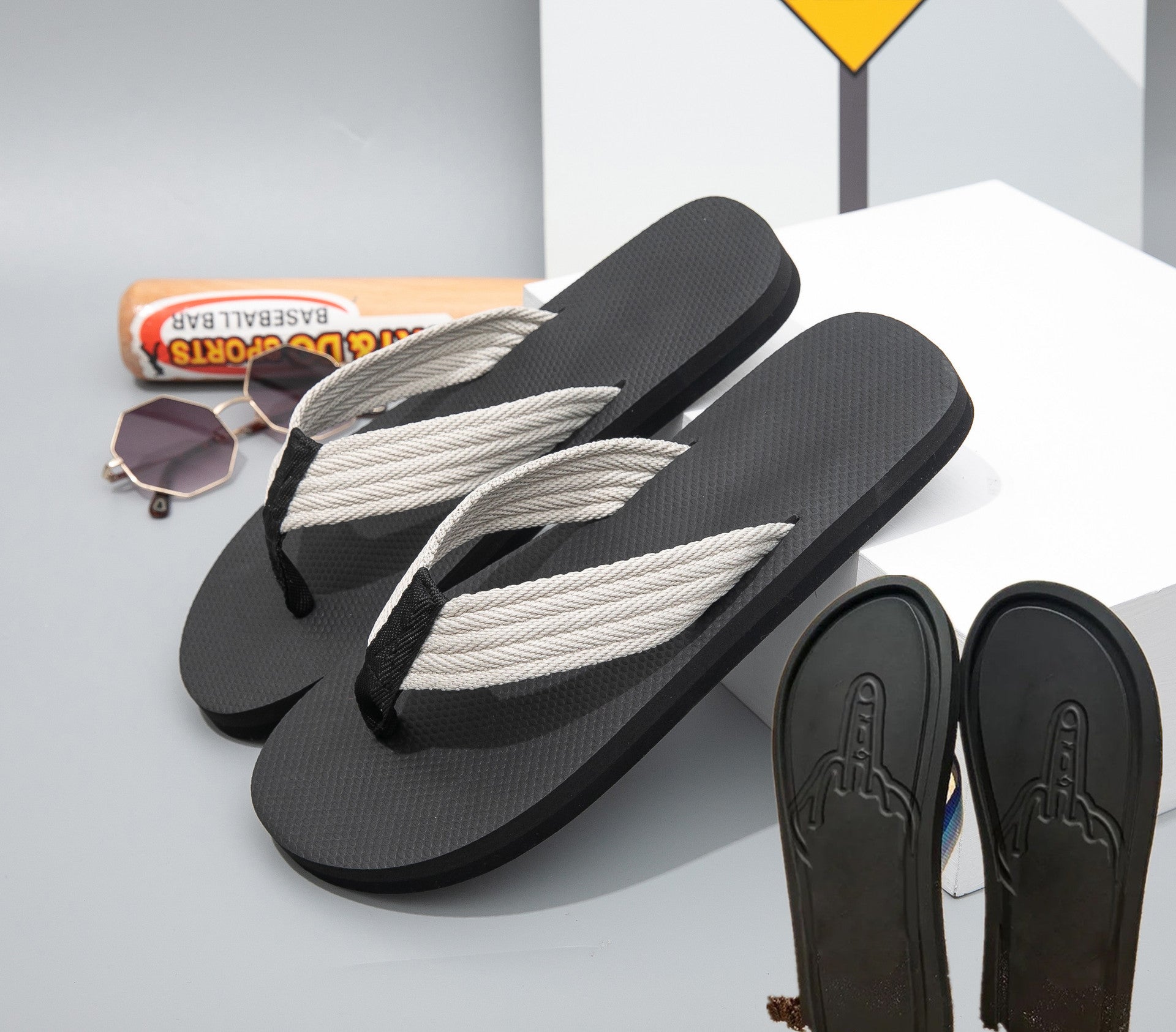 Imprint Beach Flip-Flops